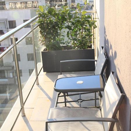 Grozavesti Luxury Apartment With 2 Rooms Bucharest Exterior photo